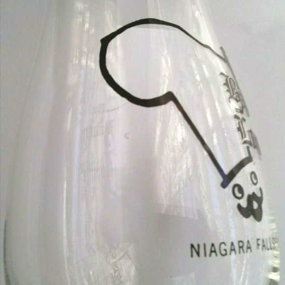 1970s Clear Tall Glass, The Bakery Lounge, Niagara Falls, N.Y. *Rare, Vintage* - Picture 3 of 8